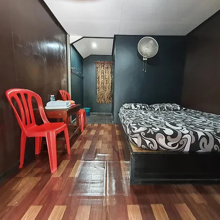Maznah Guest House Cherating Exterior photo