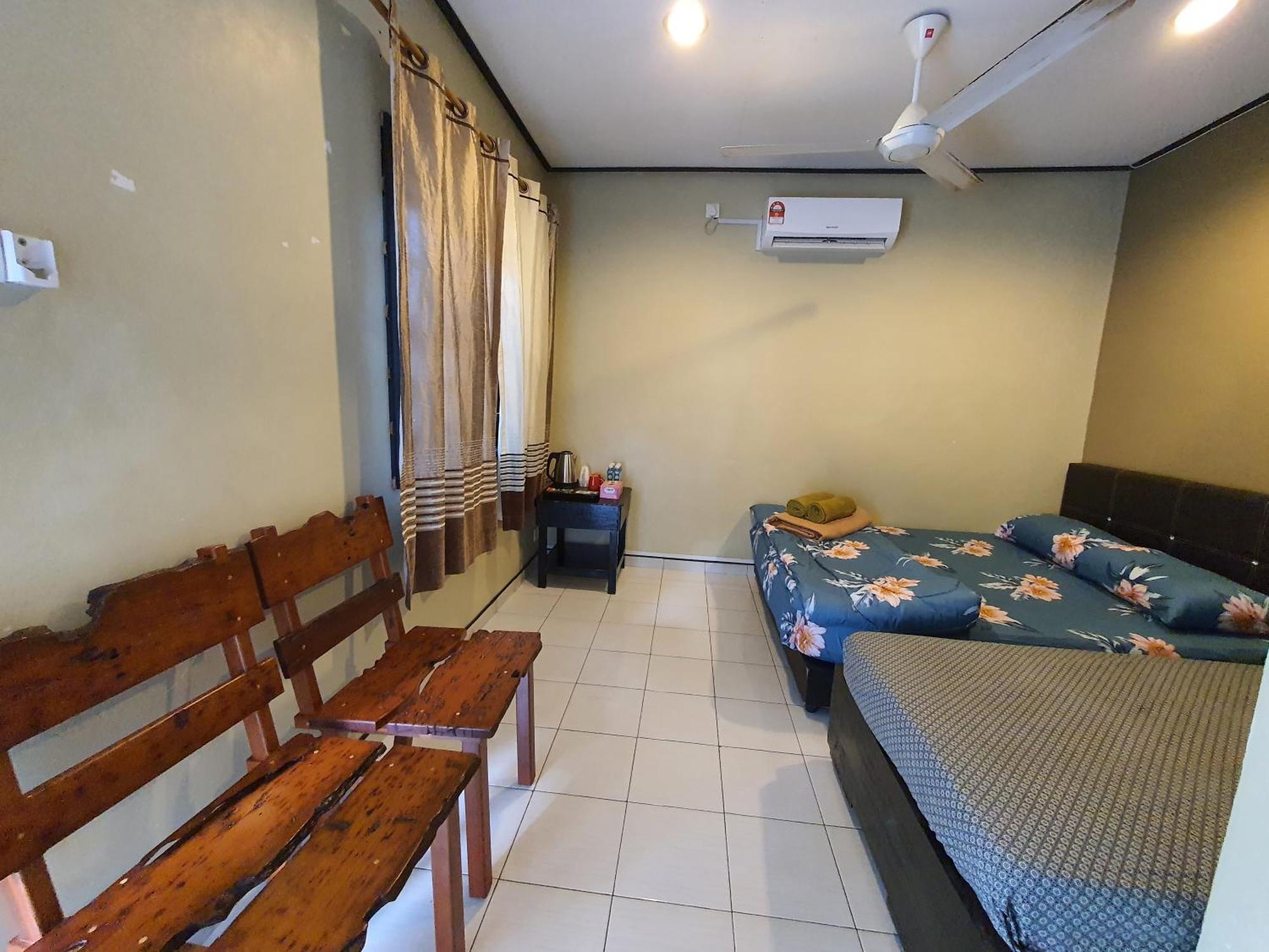 Maznah Guest house
